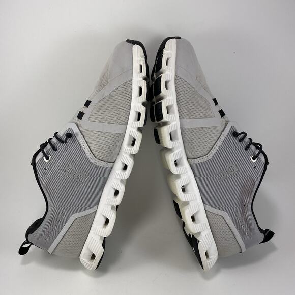On Cloud 5 Slip On Waterproof Running Shoes Womens Size 11 Gray Athletic Low - Picture 6 of 10